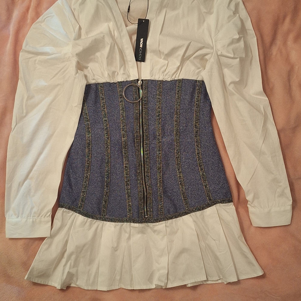 White and Blue Long Sleeve Dress with Zipper